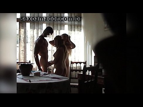 ❤️ Rakan seks menjemput seorang lelaki gergasi dan bertiga bersamanya ❌ Video dubur pada ms.fullsexmovs.ru